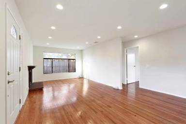 Main picture of 2785 Fleetwood Dr