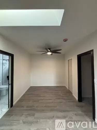 Main picture of 2743 Coronado Ave