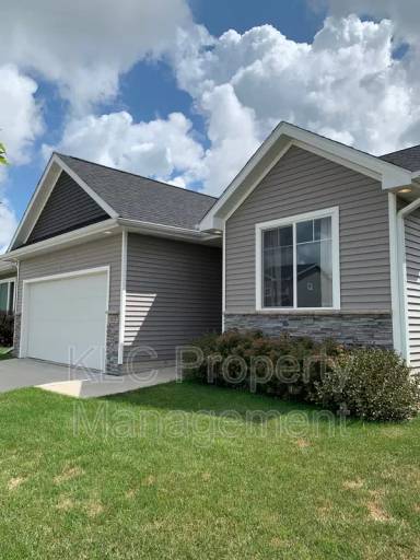 Main picture of 1615 Bennetts Way NW