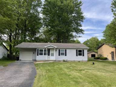 Main picture of 2540 Edgewater Dr