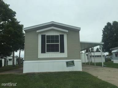 Main picture of 6101 Poinsettia Dr