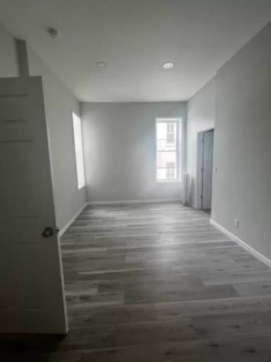 Main picture of 157 Clinton St