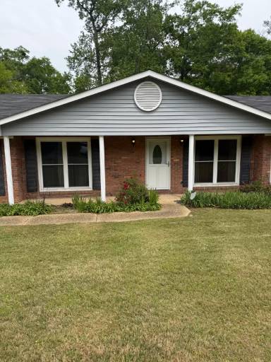 Main picture of 3839 Hawaii Way