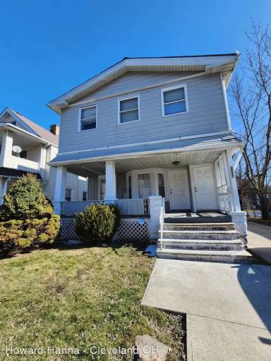 Main picture of 2231 W 105th St