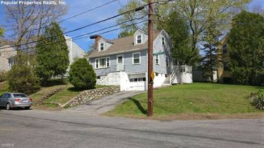 Main picture of 63 Stowecroft Rd