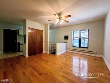 Main picture of 815-23 W Cornelia Ave