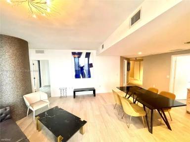 Main picture of Brickell Heights