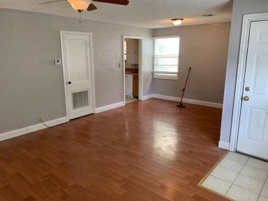 Main picture of 1130 Pomeroy St