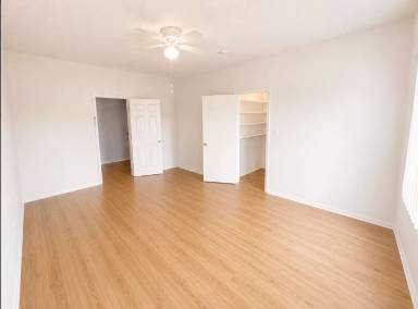 Main picture of 515 E Valencia Ave