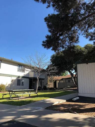 Main picture of 240 Aspen St