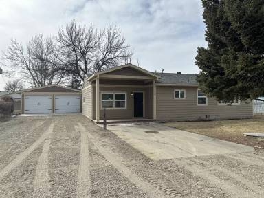 Main picture of 3238 Lynn Ave