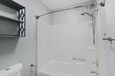 Main picture of 505 Clearwater Dr