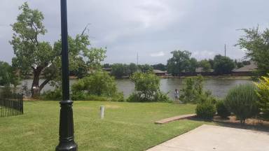 Main picture of 2248 SW 102nd St