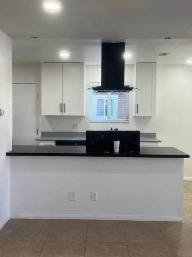 Main picture of 4479 Avenida del Gado