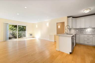 Main picture of 9005 Cynthia St