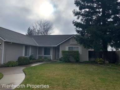 Main picture of 396 March Dr