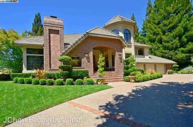 Main picture of 5045 Blackhawk Dr