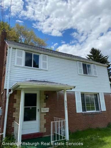 Main picture of 624 Macfarlane Dr