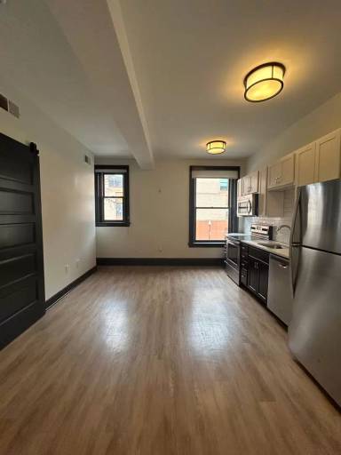 Main picture of 1722 Saint Marys Ave