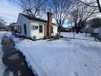 Main picture of 5524 DuPont Ave N