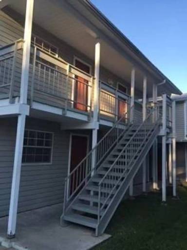 Main picture of 908 Lamar St