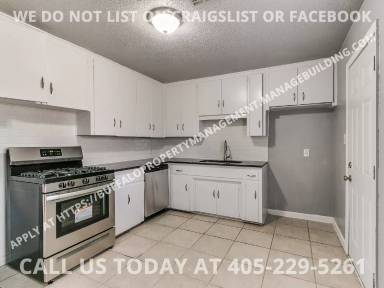 Main picture of 1041 Hazelwood Dr