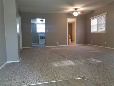 Main picture of 1015 Plum St
