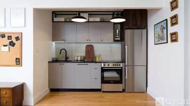 Main picture of 620 Parkside Ave