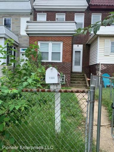 Main picture of 1333 E Patapsco Ave