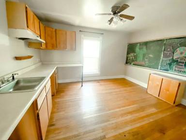 Main picture of 510 N Salisbury St
