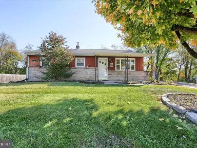 Main picture of 707 Russell Dr