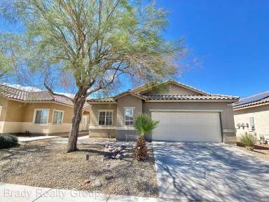 Main picture of 808 Horse Stable Ave