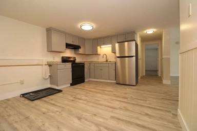 Main picture of 820 Gray Rd