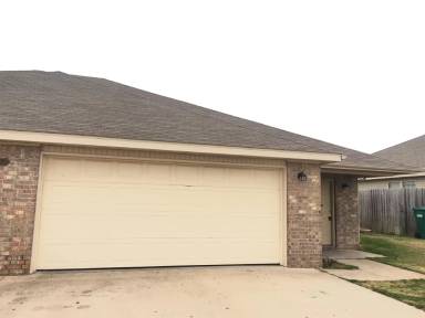 Main picture of 962 Remington Dr