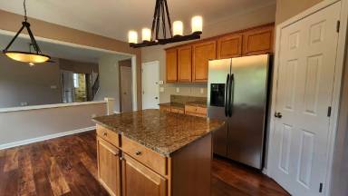 Main picture of 212 Revillion Way