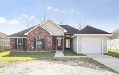Main picture of 608 S Cypress St