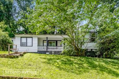 Main picture of 844 Vanderbilt St