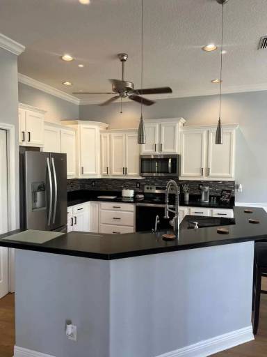 Main picture of 7533 Hatteras Dr