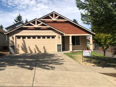 Main picture of 5173 Andresen St SE