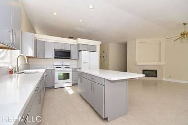 Main picture of 3846 Bombastic Ct