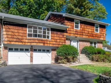Main picture of 101 Hillcrest Rd