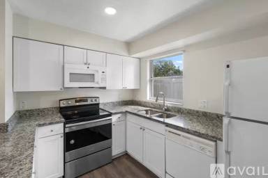 Main picture of 15718 Morgan St