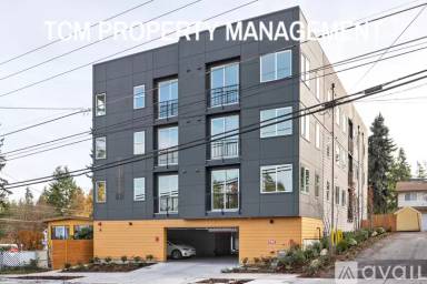 Main picture of 1719 N 185th St