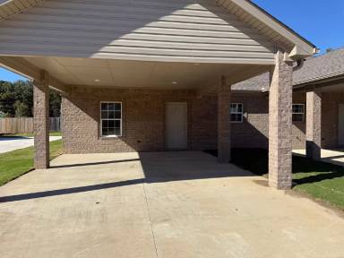 Main picture of 3017 Olivia Ct