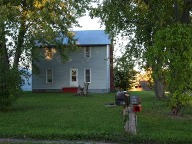 Main picture of 9631 Coman Rd