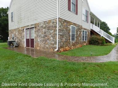 Main picture of 3606 White Rd