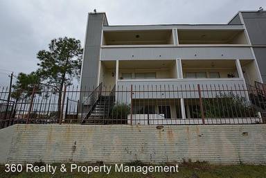 Main picture of Stratford Park Condo