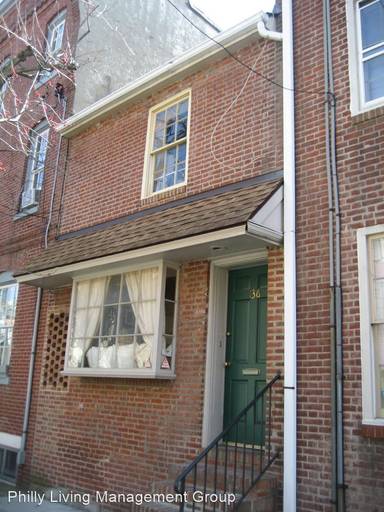Main picture of 136 Bainbridge St