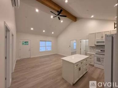 Main picture of 379 Bouchelle Rd