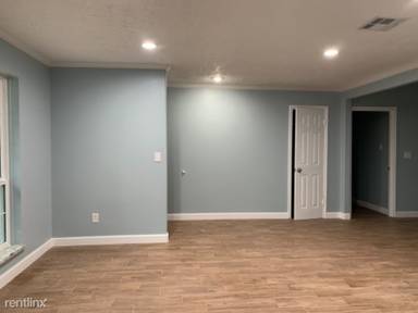 Main picture of 7710 Colony St